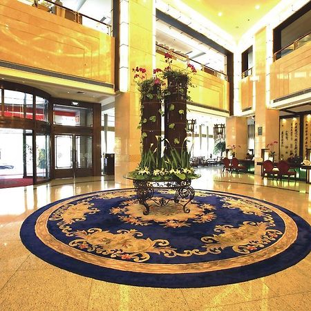 Yiwu Yi He Hotel Интериор снимка