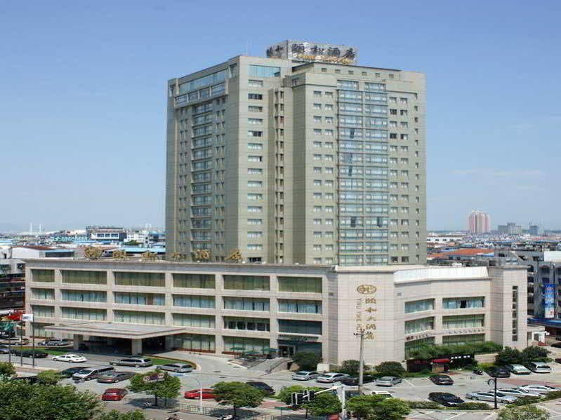 Yiwu Yi He Hotel Екстериор снимка